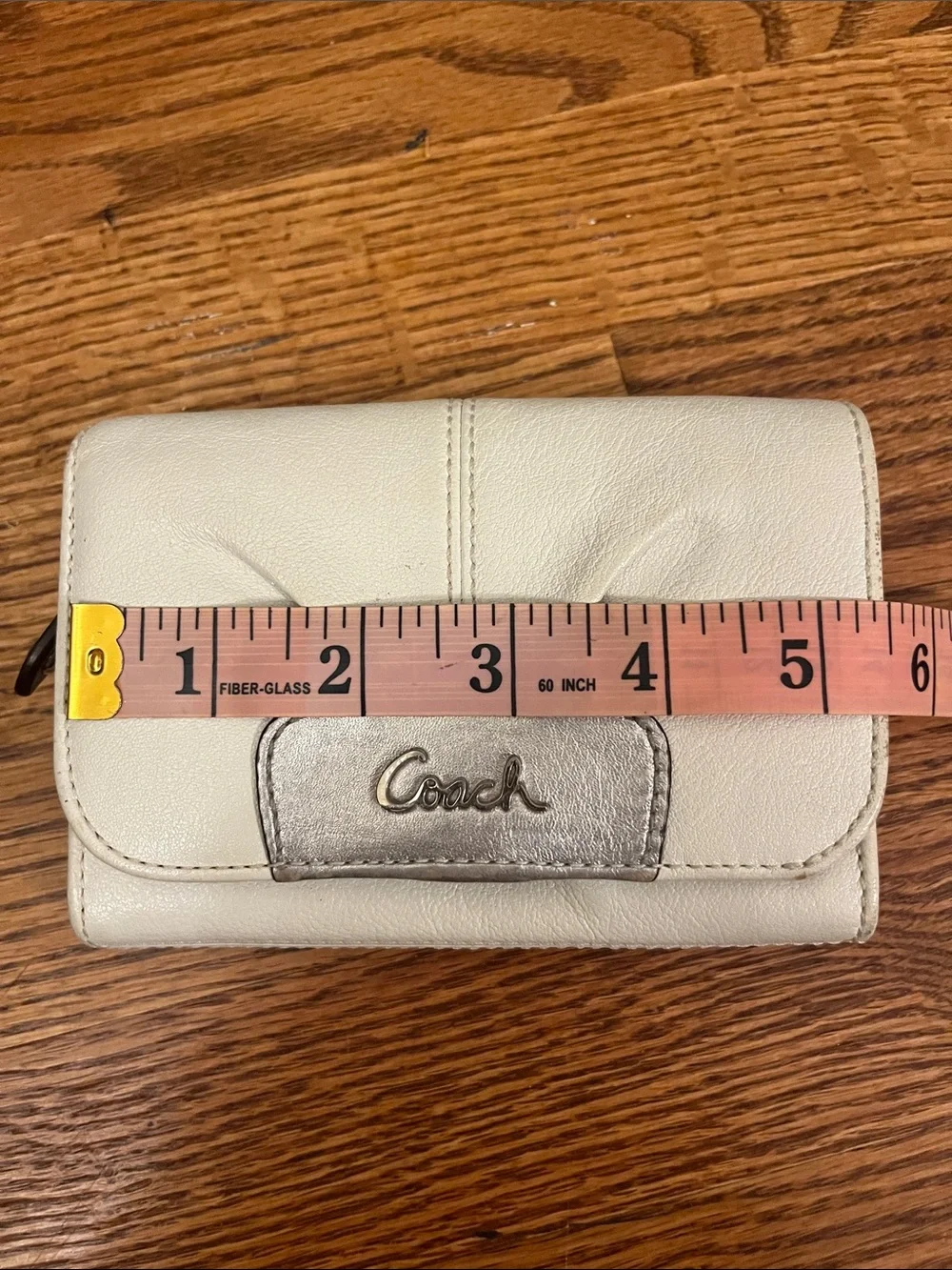 Coach Ashley Leather Women's Wallet in Cream